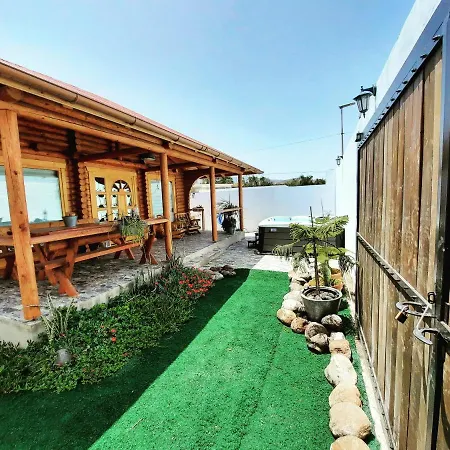 بيت للعطل Wild House *